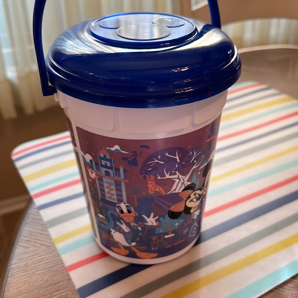 Walt Disney World 50th popcorn bucket - Picture 5 of 5